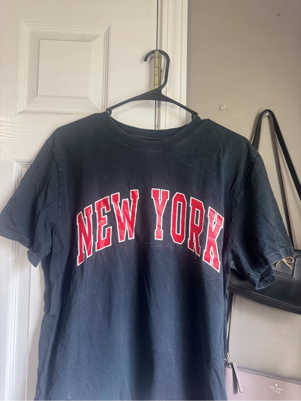 navy blue vintage tee!
